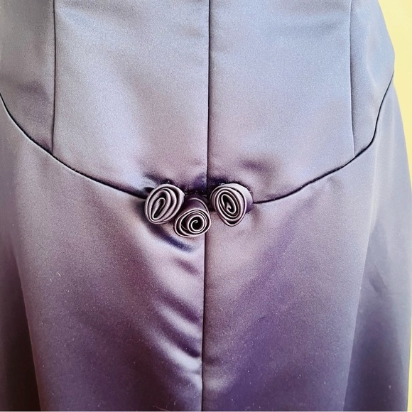 Monique Lhuillier bridesmaids dress - Picture 5 of 7